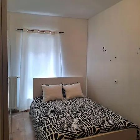 Avec Vue Sur Meuse ディナン